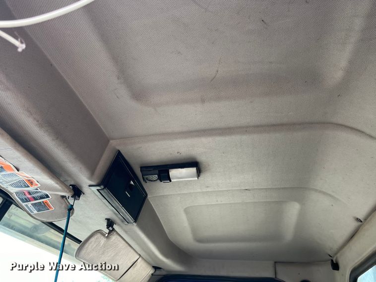 image for item LD9459 2006 Mack CHN613 dump truck