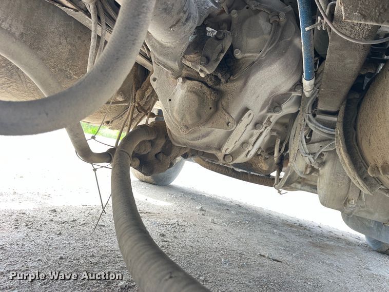 image for item LD9459 2006 Mack CHN613 dump truck