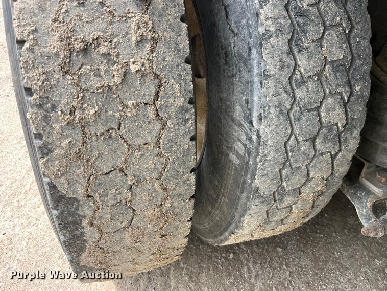 image for item LD9459 2006 Mack CHN613 dump truck