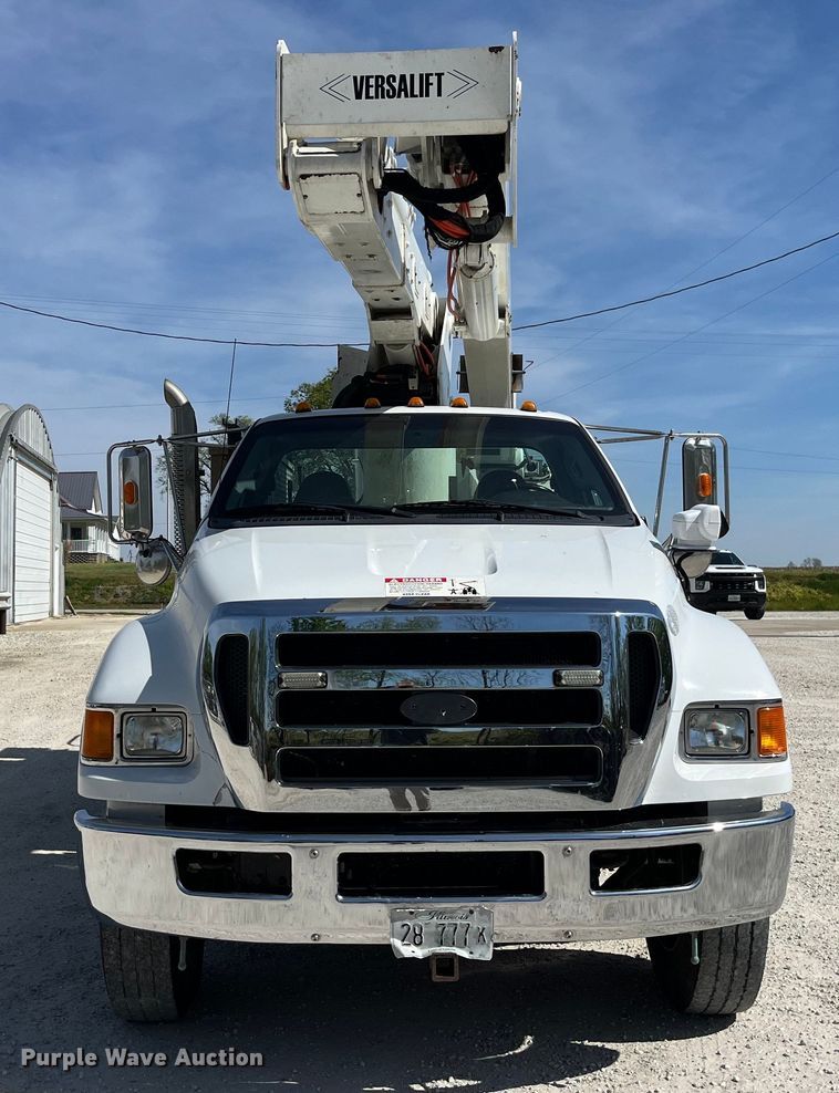 image for item LD9461 2012 Ford F750 Super Duty XL bucket truck
