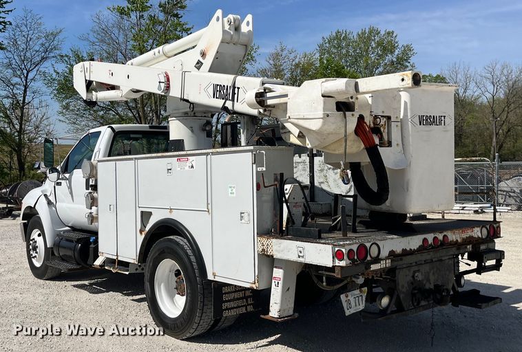 image for item LD9461 2012 Ford F750 Super Duty XL bucket truck