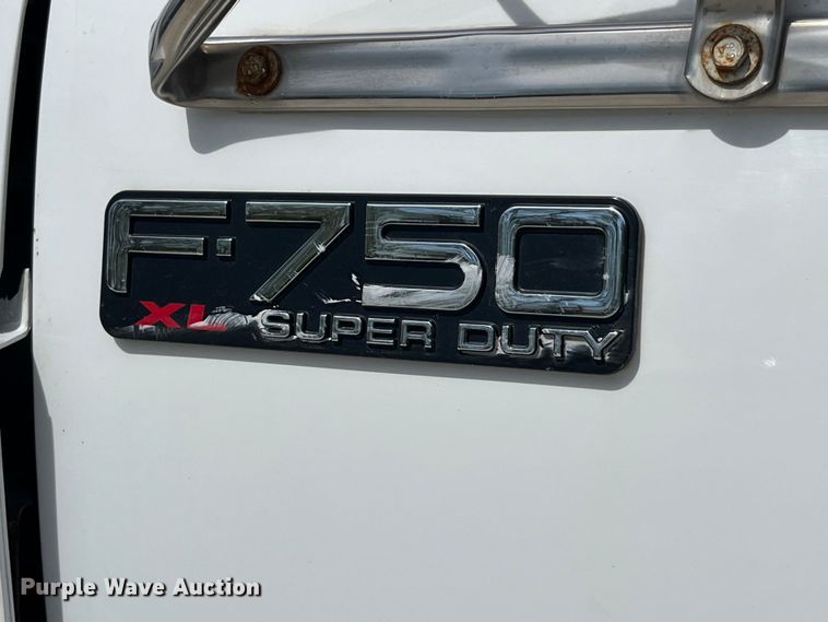 image for item LD9461 2012 Ford F750 Super Duty XL bucket truck