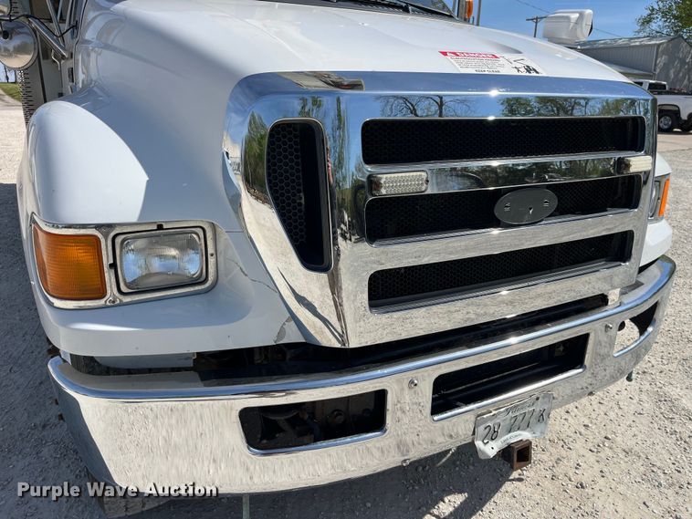 image for item LD9461 2012 Ford F750 Super Duty XL bucket truck