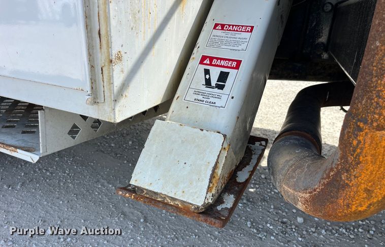 image for item LD9461 2012 Ford F750 Super Duty XL bucket truck