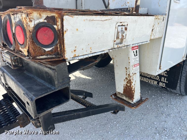 image for item LD9461 2012 Ford F750 Super Duty XL bucket truck