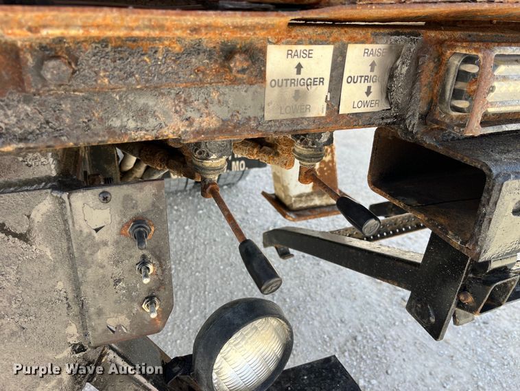 image for item LD9461 2012 Ford F750 Super Duty XL bucket truck