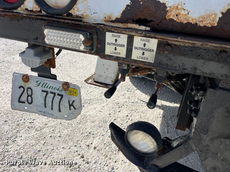 image for item LD9461 2012 Ford F750 Super Duty XL bucket truck