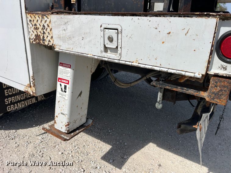 image for item LD9461 2012 Ford F750 Super Duty XL bucket truck