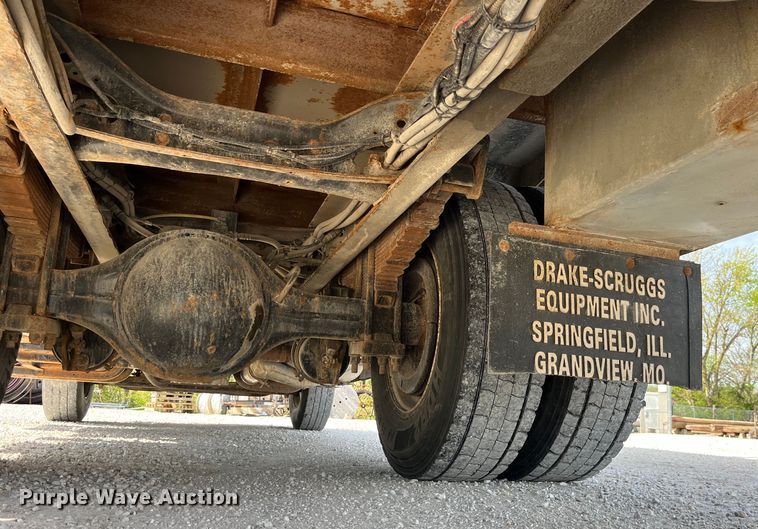 image for item LD9461 2012 Ford F750 Super Duty XL bucket truck