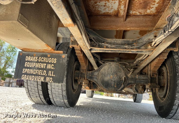 image for item LD9461 2012 Ford F750 Super Duty XL bucket truck