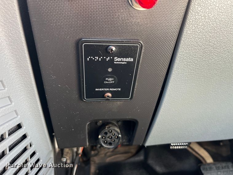 image for item LD9461 2012 Ford F750 Super Duty XL bucket truck