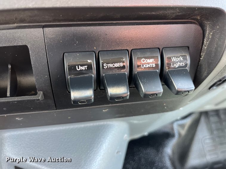 image for item LD9461 2012 Ford F750 Super Duty XL bucket truck