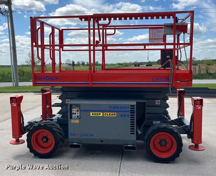 image for item LD9483 2012 SkyJack SJ 6832RT scissor lift