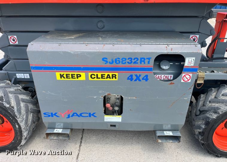 image for item LD9483 2012 SkyJack SJ 6832RT scissor lift