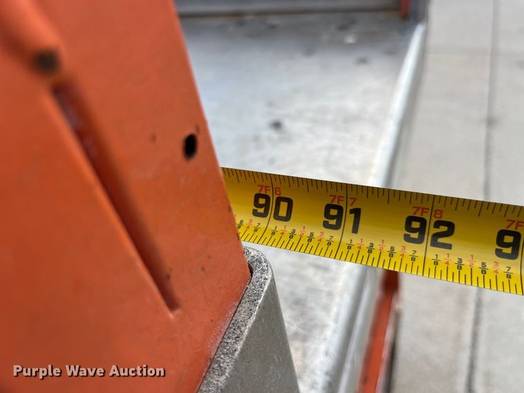 image for item LD9484 2008 JLG 2030ES scissor lift