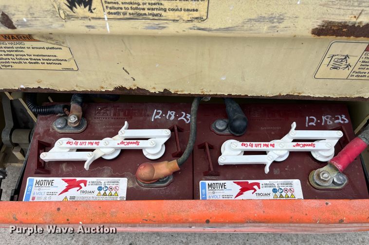 image for item LD9484 2008 JLG 2030ES scissor lift