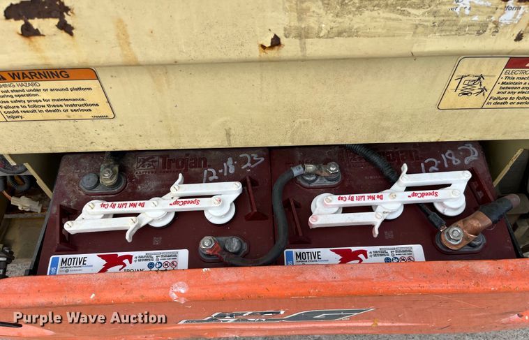 image for item LD9484 2008 JLG 2030ES scissor lift