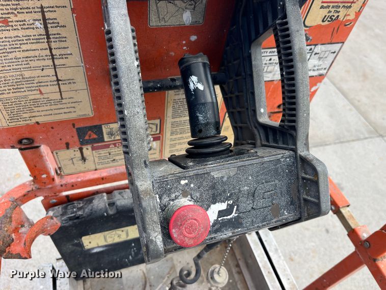 image for item LD9484 2008 JLG 2030ES scissor lift