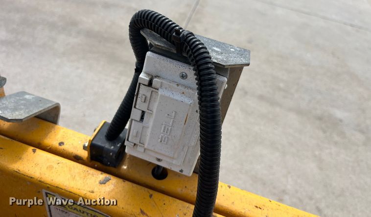 image for item LD9485 2012 Haulotte Compact 2632E scissor lift