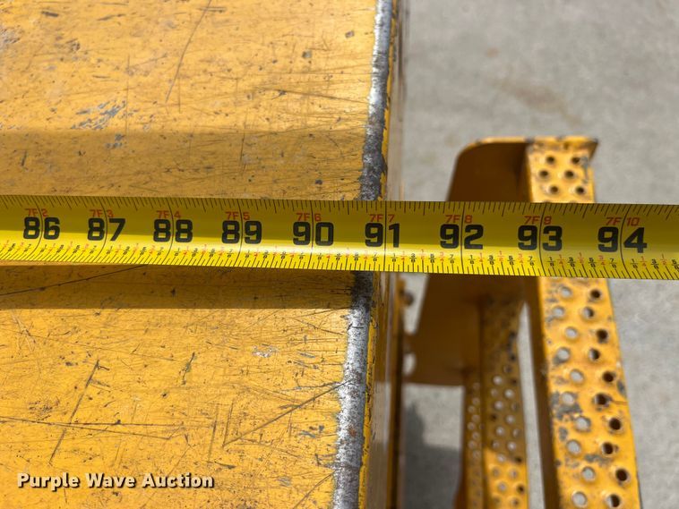 image for item LD9485 2012 Haulotte Compact 2632E scissor lift