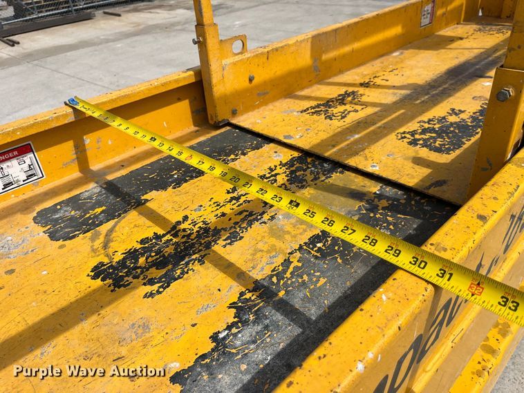 image for item LD9485 2012 Haulotte Compact 2632E scissor lift