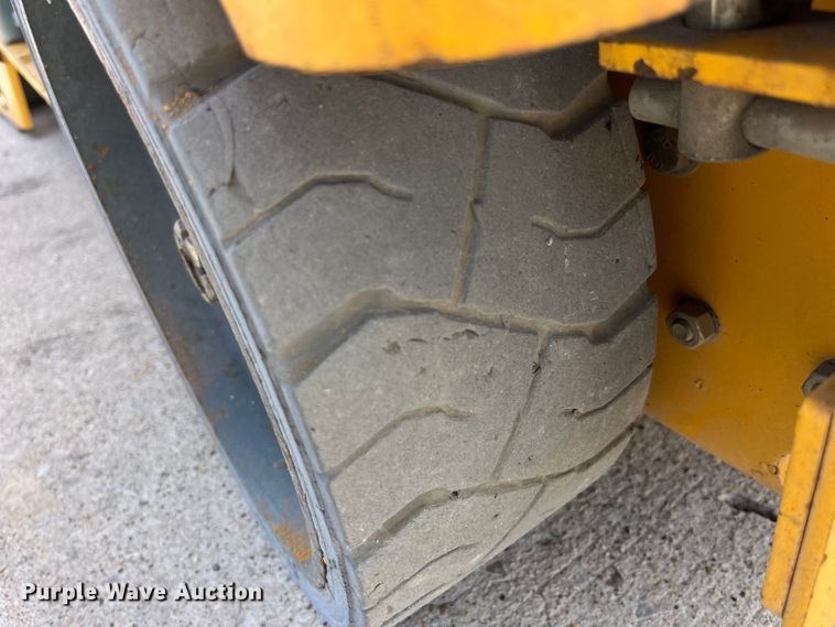 image for item LD9485 2012 Haulotte Compact 2632E scissor lift