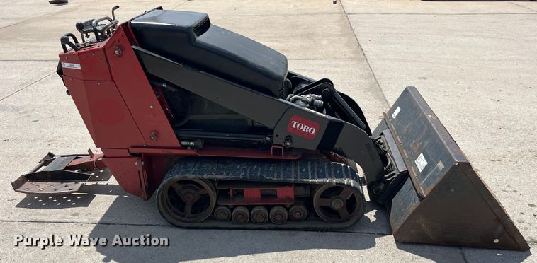 image for item LD9486 2017 Toro TX525 compact utility loader