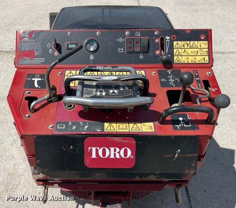 image for item LD9486 2017 Toro TX525 compact utility loader