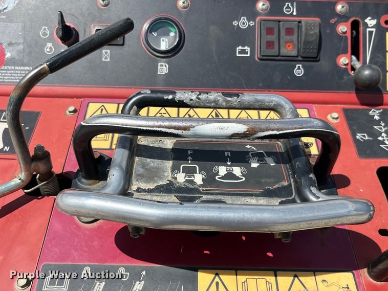 image for item LD9486 2017 Toro TX525 compact utility loader