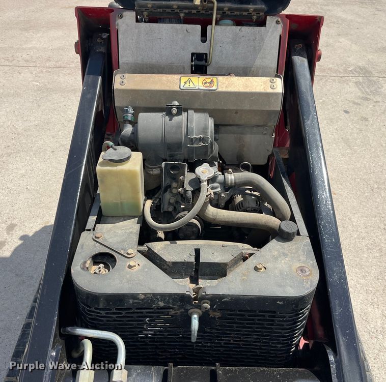 image for item LD9486 2017 Toro TX525 compact utility loader