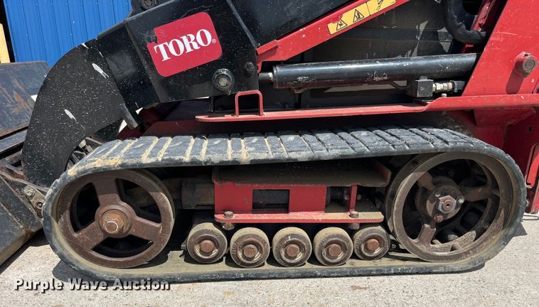 image for item LD9486 2017 Toro TX525 compact utility loader