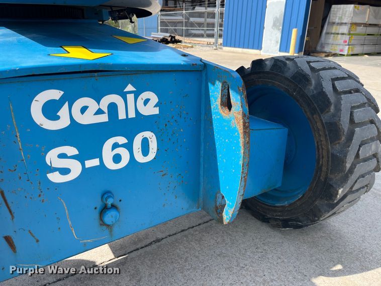 image for item LD9489 2005 Genie S-60 boom lift