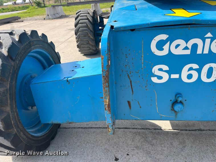 image for item LD9489 2005 Genie S-60 boom lift