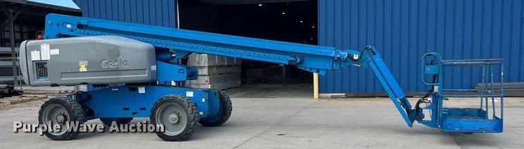 image for item LD9490 2006 Genie  S-65 boom lift