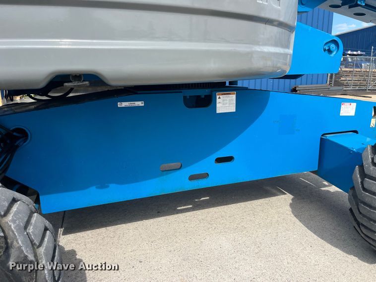 image for item LD9490 2006 Genie  S-65 boom lift