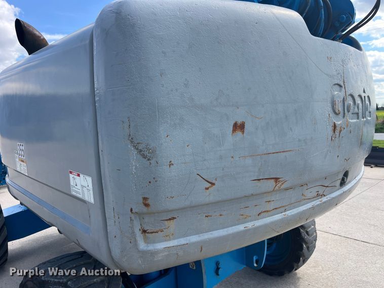 image for item LD9490 2006 Genie  S-65 boom lift