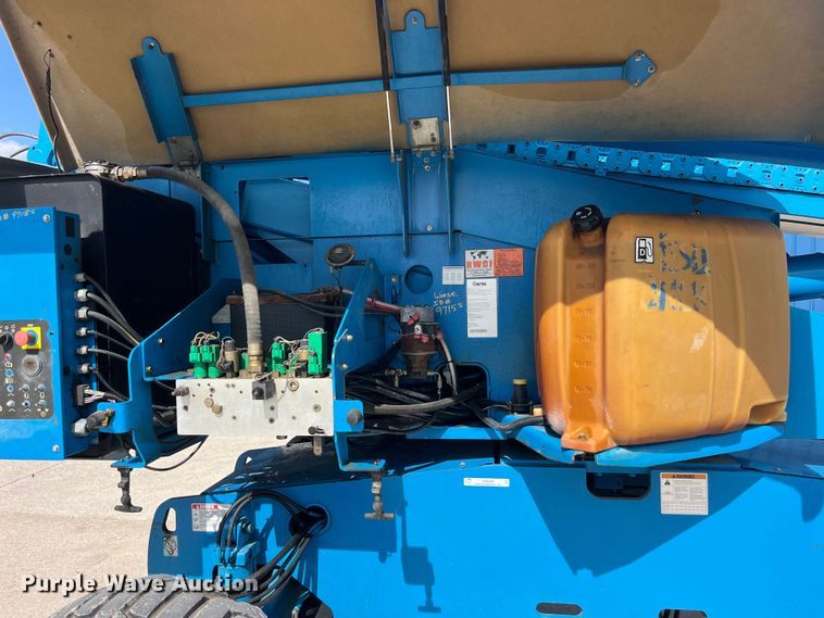 image for item LD9490 2006 Genie  S-65 boom lift