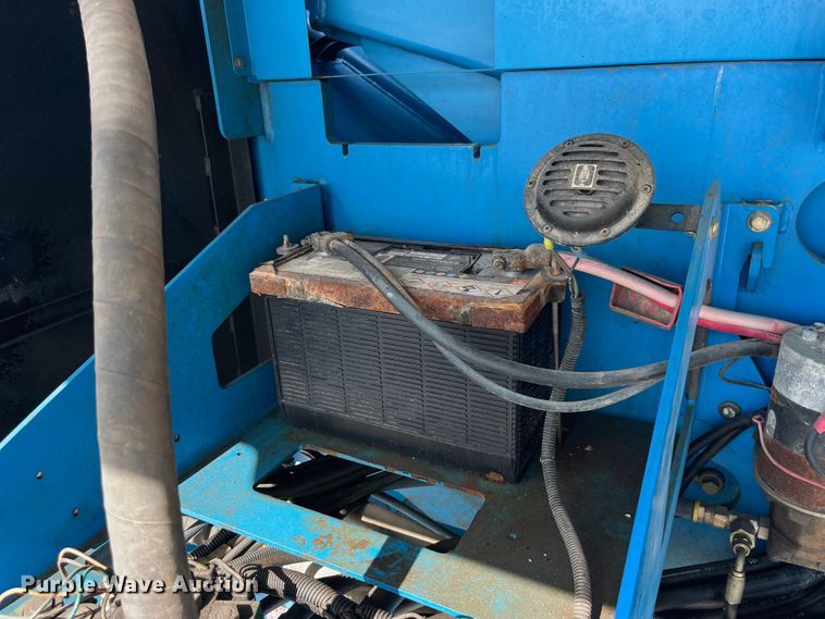 image for item LD9490 2006 Genie  S-65 boom lift