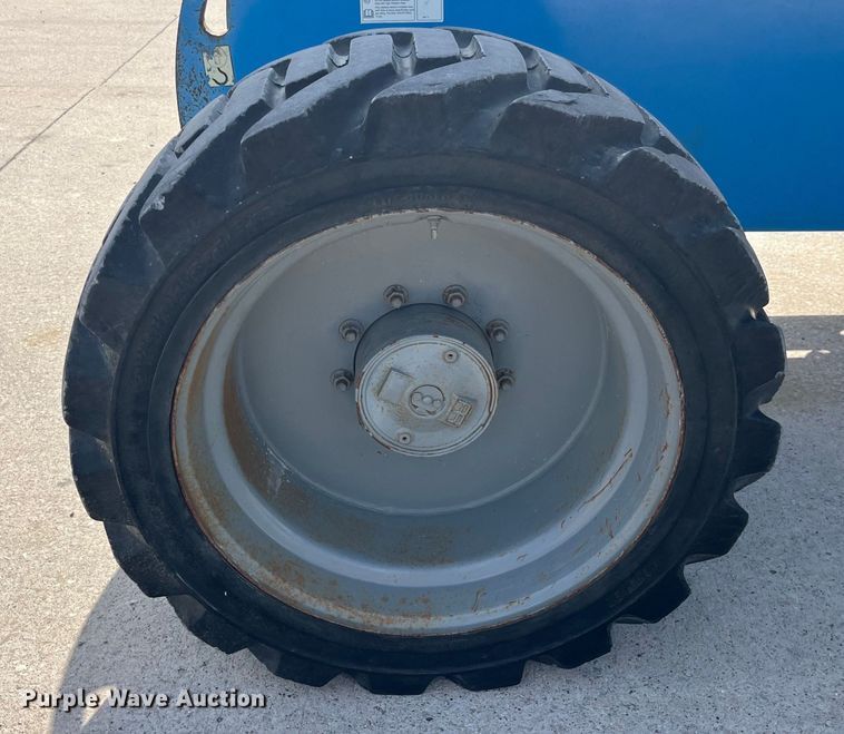 image for item LD9490 2006 Genie  S-65 boom lift