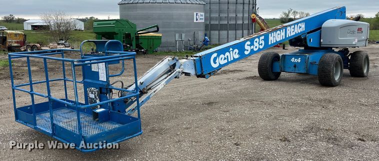 image for item LD9493 2013 Genie  S-85 boom lift