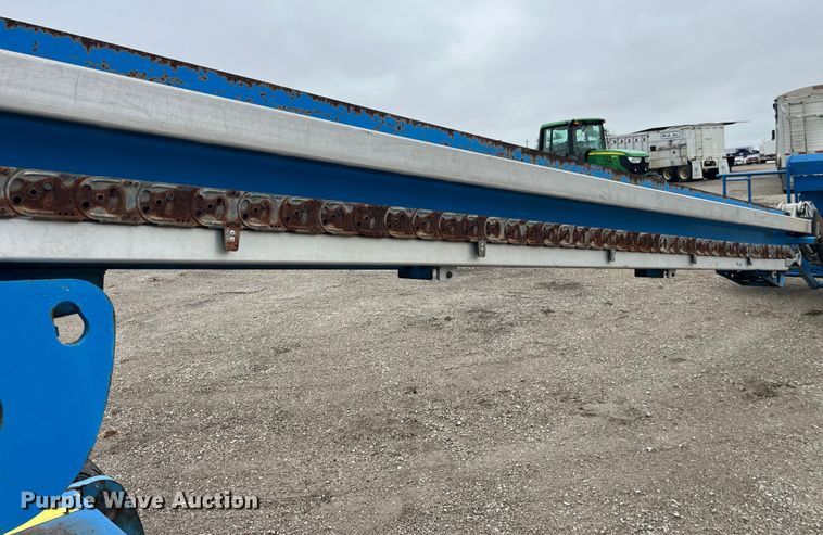 image for item LD9493 2013 Genie  S-85 boom lift