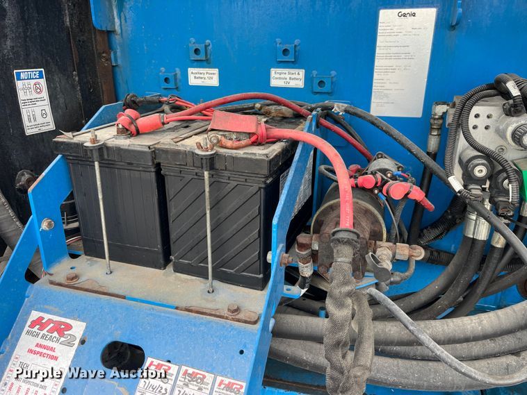 image for item LD9493 2013 Genie  S-85 boom lift