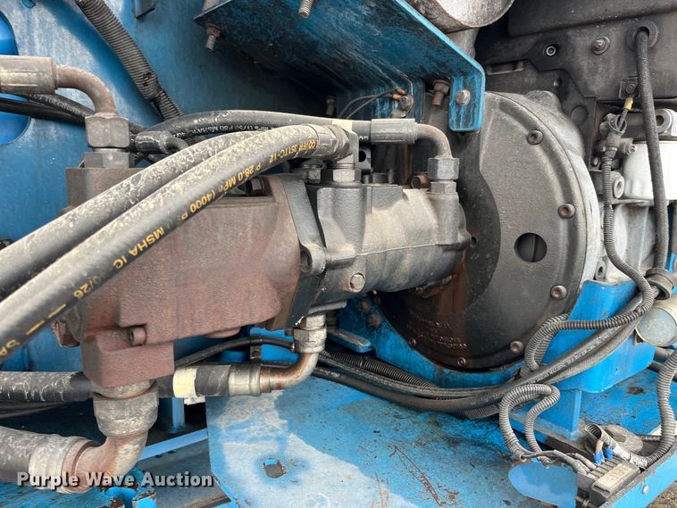 image for item LD9493 2013 Genie  S-85 boom lift