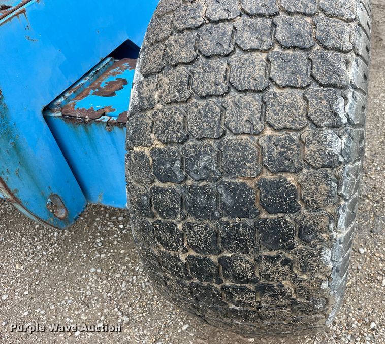 image for item LD9493 2013 Genie  S-85 boom lift