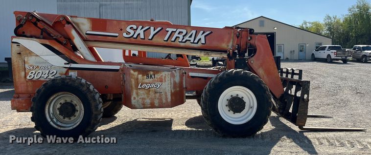 image for item LD9499 2003 Sky Trak 8042 telehandler