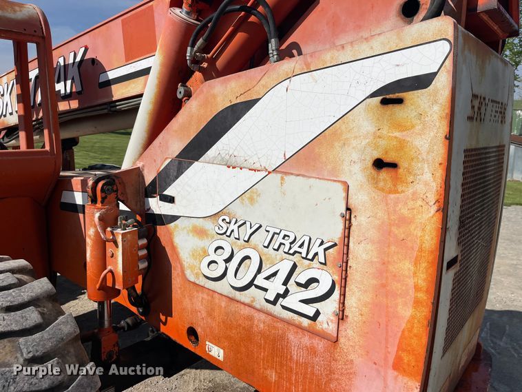 image for item LD9499 2003 Sky Trak 8042 telehandler