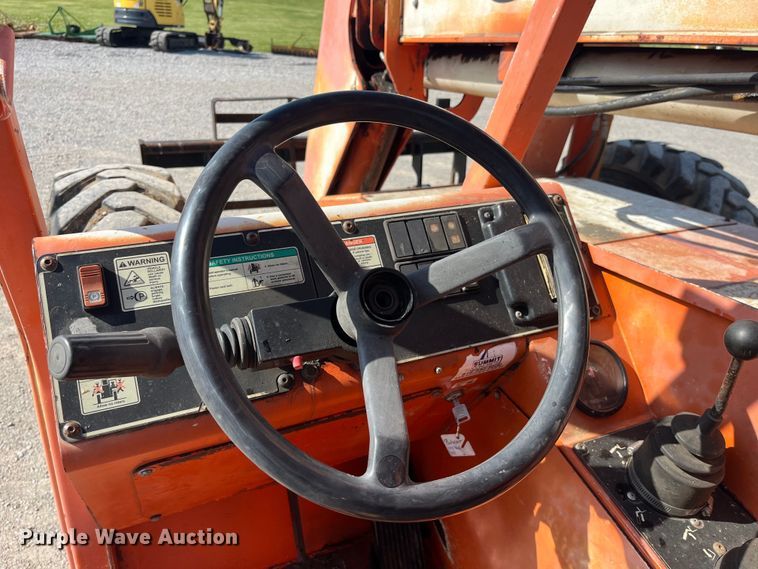 image for item LD9499 2003 Sky Trak 8042 telehandler