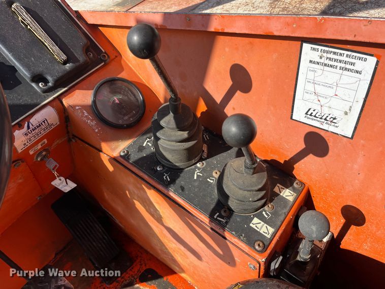 image for item LD9499 2003 Sky Trak 8042 telehandler