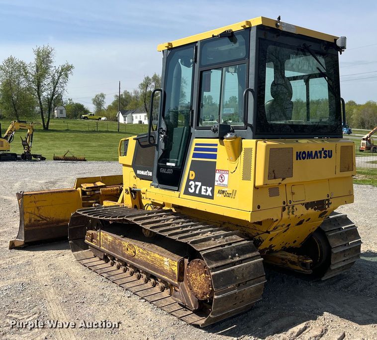 image for item LD9502 2006 Komatsu  D37PX-21A dozer
