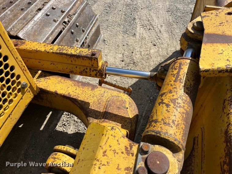 image for item LD9502 2006 Komatsu  D37PX-21A dozer